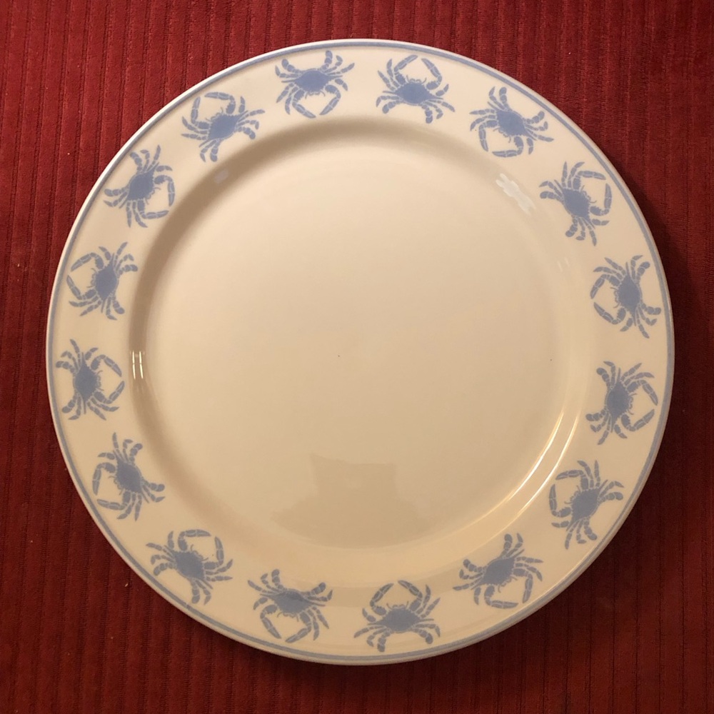 Gemware Serving Platter/Large Plate White Base Blue Crabs Around Rim Ceramic
